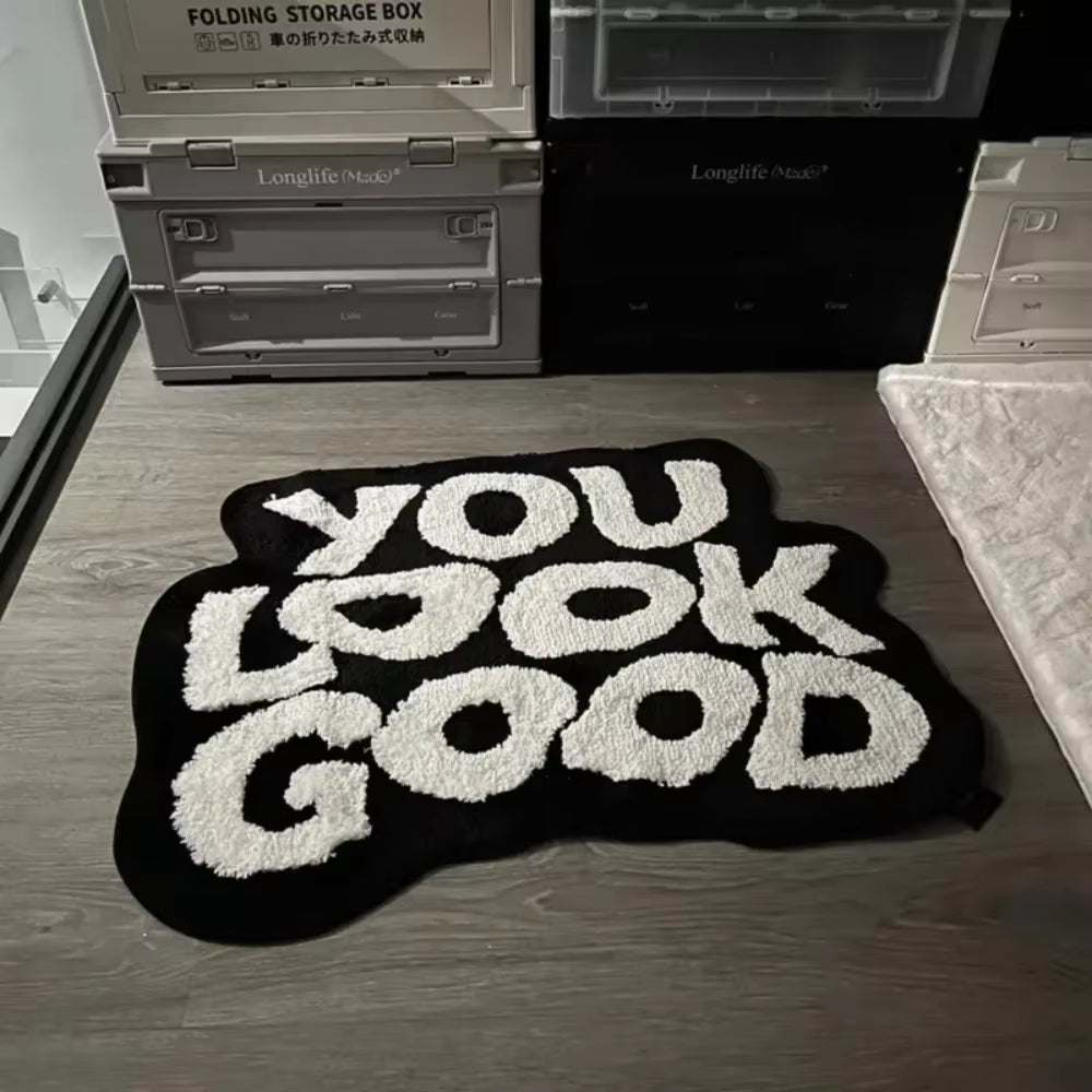 VIKAMA Interestingly Irregularly Shaped Door Mat